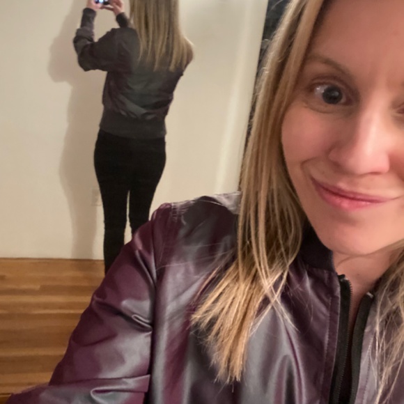 NWT Puma dark iridescent bomber jacket Plum Perfect Iridescent Bomber jacket M - Picture 7 of 12